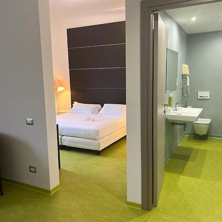 למזיה טרמה Grand Hotel Lamezia מראה חיצוני תמונה